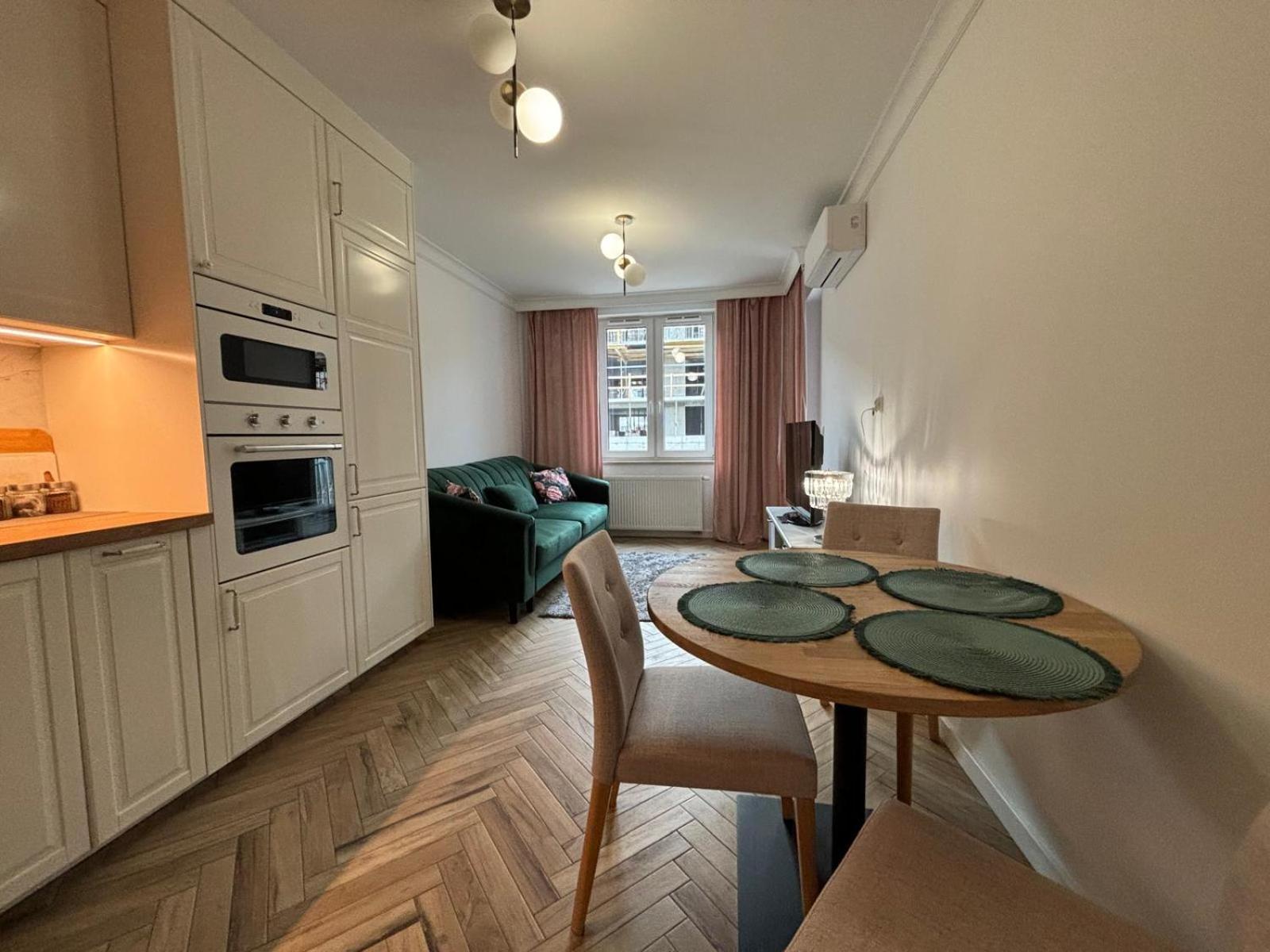 Apartamenty W Centrum Bialegostoku Z Parkingiem W Garazu Podziemnym Białystok Eksteriør bilde