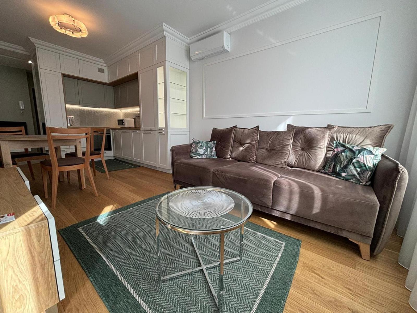 Apartamenty W Centrum Bialegostoku Z Parkingiem W Garazu Podziemnym Białystok Eksteriør bilde